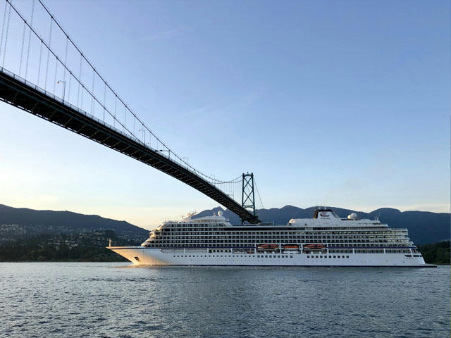 Ocean Breeze Bed & Breakfast, Vancouver, BC